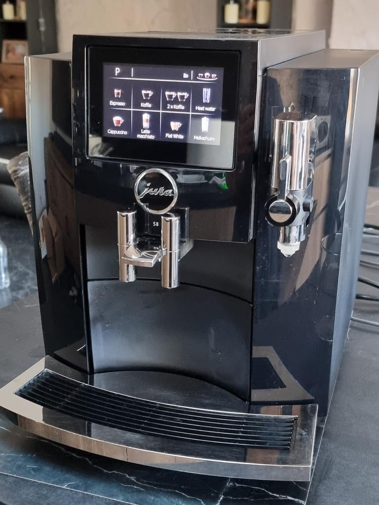 Jura S8 Pianozwart met accessoires (kopjeswarmer apart), Koffiemachine, Koffiebonen, Zo goed als nieuw, Ophalen