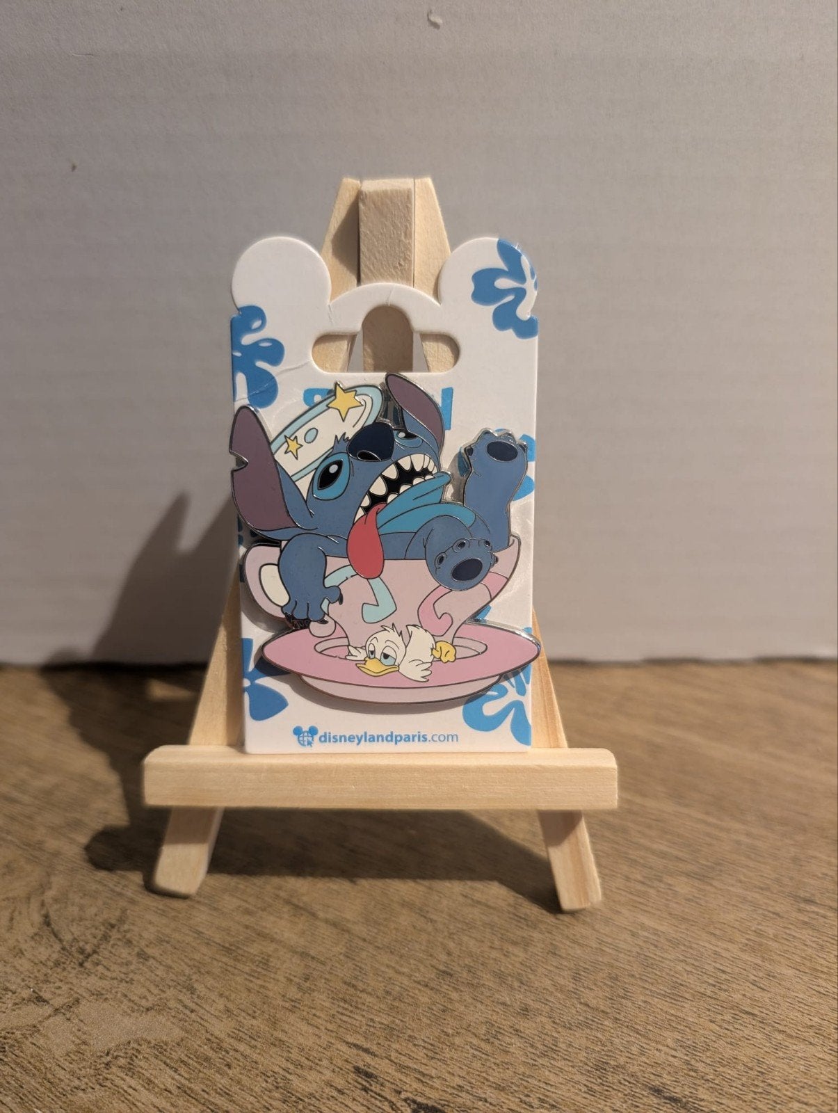 Disney Pin Stitch in theekopje - Disneyland Parijs, Ophalen of Verzenden, Overige figuren, Zo goed als nieuw, Overige typen