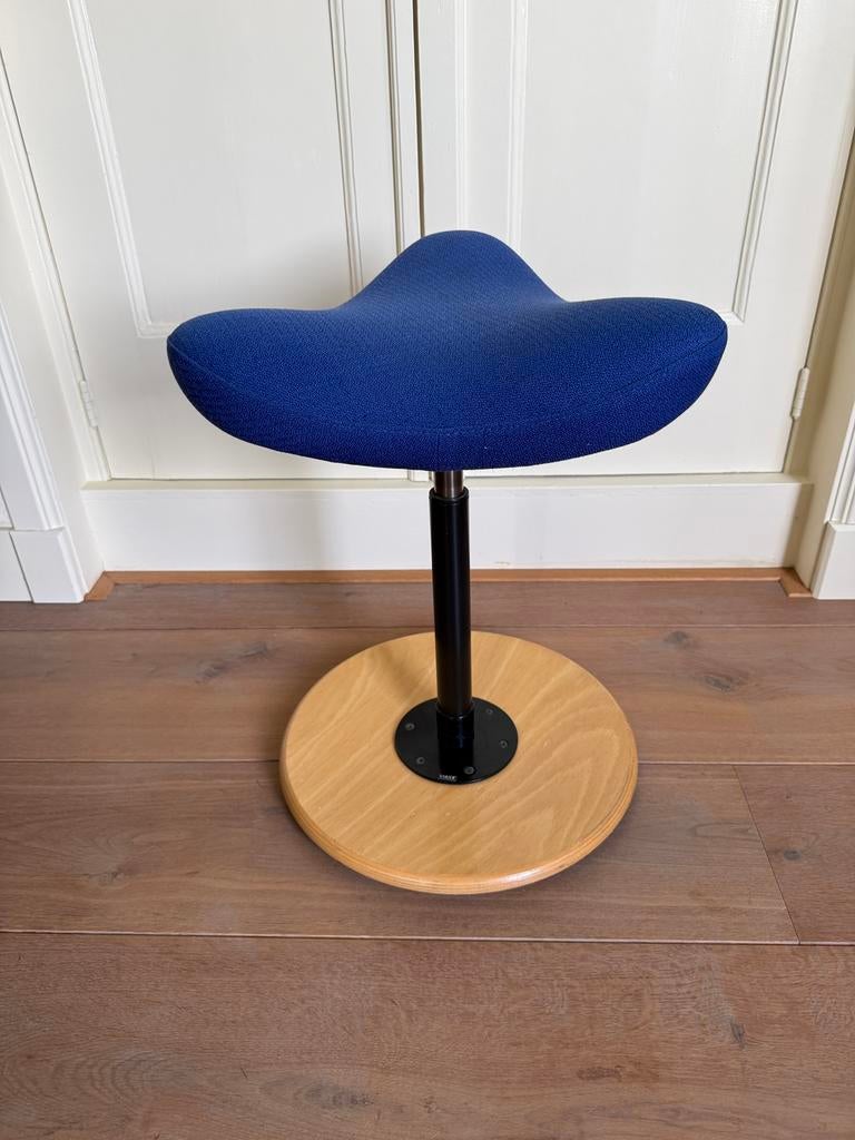 Stokke Varier Move blauw ergonomische kruk, Ophalen, Blauw, Zo goed als nieuw, Bureaukruk