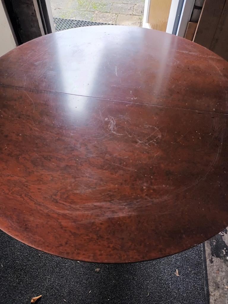 Eettafel Queen Ann stijl. Wat gebriukssporen +een tussenblad, Huis en Inrichting, Tafels | Eettafels, Ophalen of Verzenden, Gebruikt