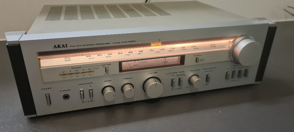 AKAI sterio receiver AA-R20, Gebruikt, Ophalen, Overige merken, Minder dan 60 watt