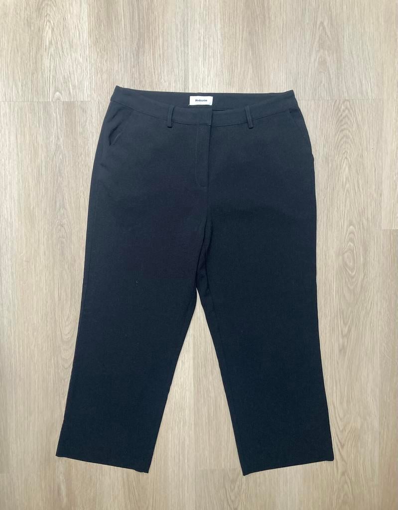 Zwarte pantalon (3/4) Modström, Zwart, Maat 42/44 (L), Ophalen of Verzenden, Zo goed als nieuw