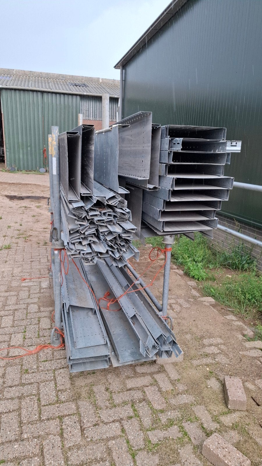 kabelgoot + diverse bevestigingsmaterialen, Doe-het-zelf en Verbouw, Ophalen, Overige typen