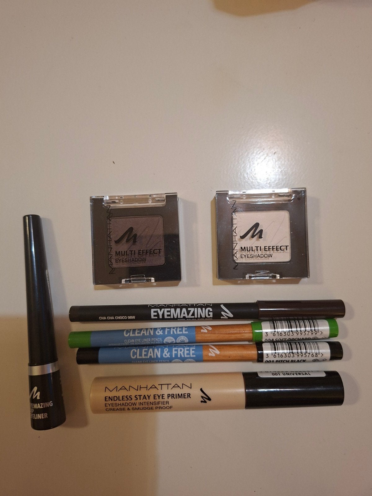Complete Manhattan oog make-up set - Nieuw!, Ophalen of Verzenden, Nieuw, Ogen, Make-up