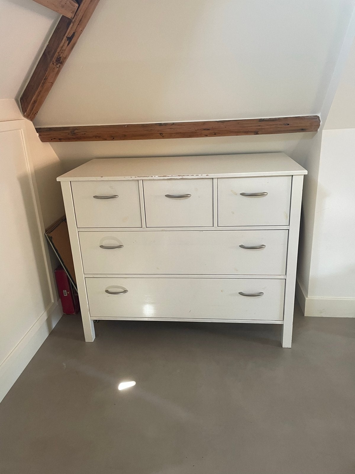 Witte commode /ladekast met 5 laden - Gebruikt, Kinderen en Baby's, Ophalen, Gebruikt, 50 tot 70 cm, 100 cm of meer