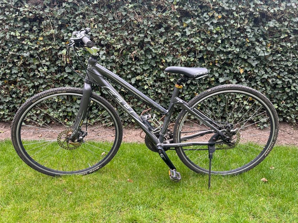 Felt hybride mountainbike, 28 inch, Gebruikt, Minder dan 47 cm, Meer dan 20 versnellingen