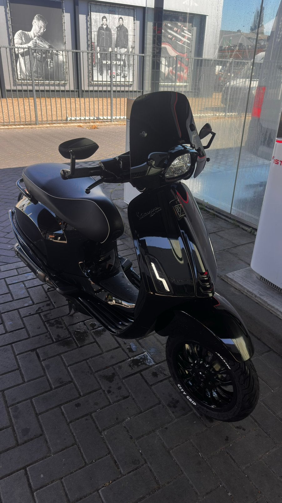 Vespa sprint 2022 akrapovic, Ophalen, Zo goed als nieuw, Benzine, Overige modellen