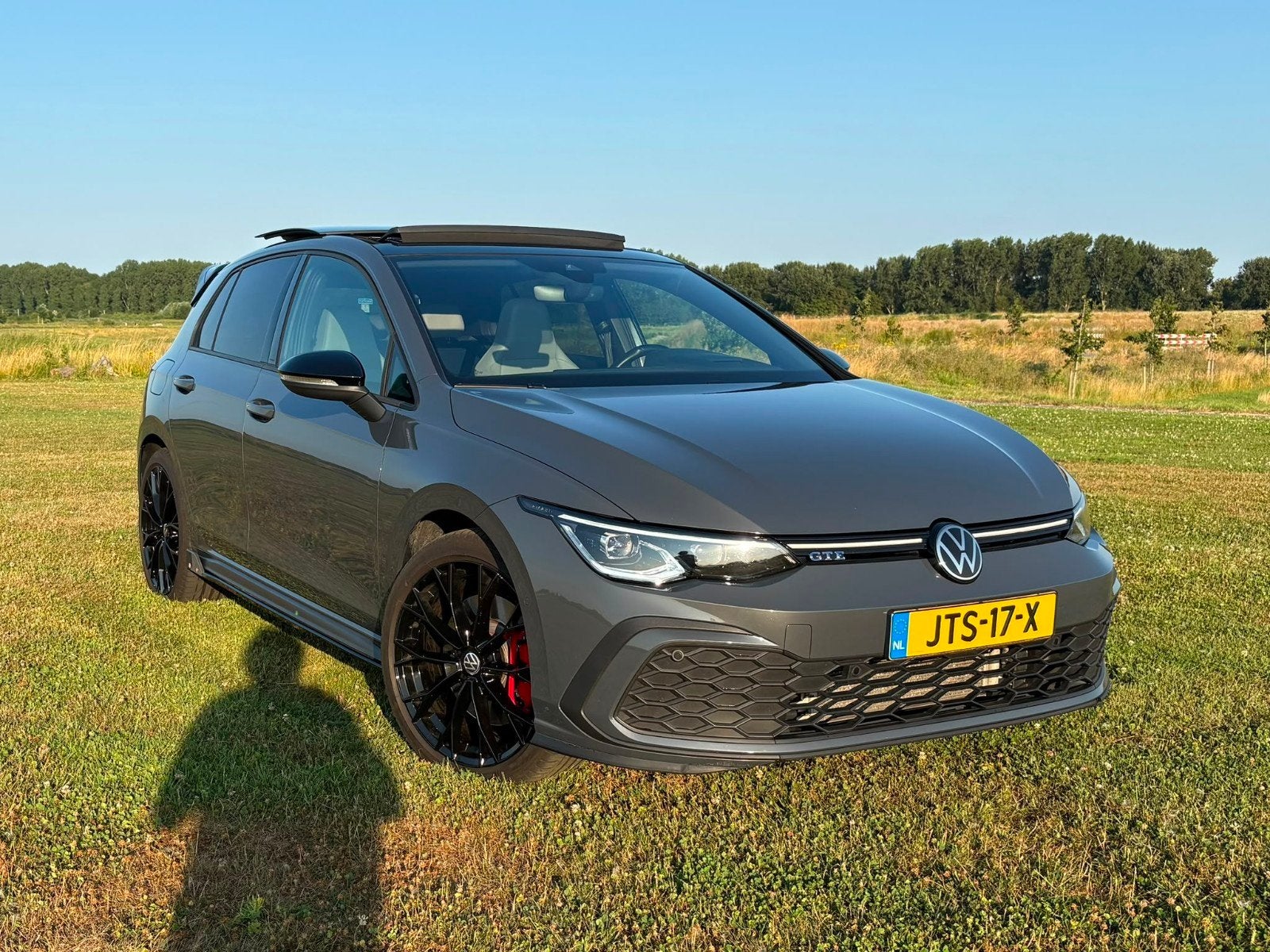 Volkswagen Golf 8 GTE Black Edition | Vol opties |, 4 cilinders, Plug-in hybride, 1395 cc, 1527 kg