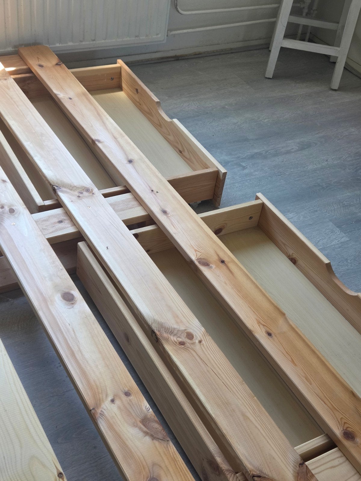 Pallet bed 140x200 cm - Zo goed als nieuw, Ophalen, Bruin, Tweepersoons, 140 cm