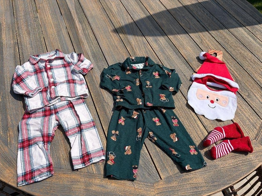 Kerstset pyjama slabber muts, Kinderen en Baby's, Ophalen of Verzenden, Zo goed als nieuw, Maat 68