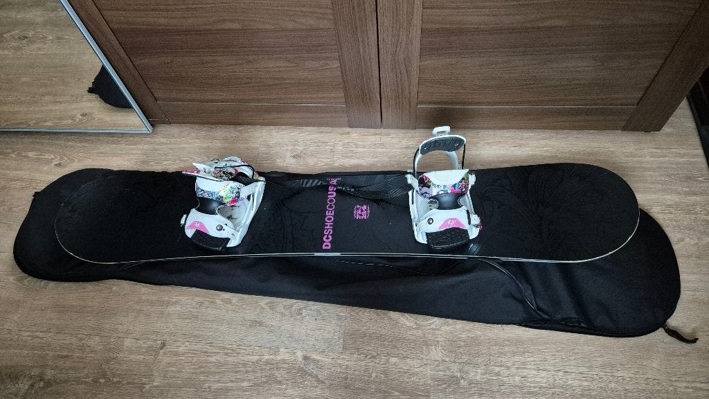 DCShoes PBJ snowboard met Flow Minx SpecialEdition bindingen, Ophalen, Zo goed als nieuw, Board