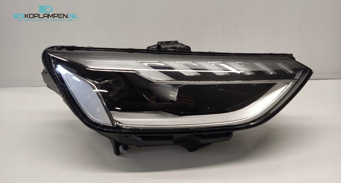 Audi A4 B9 8W Facelift Full Led koplamp rechts
