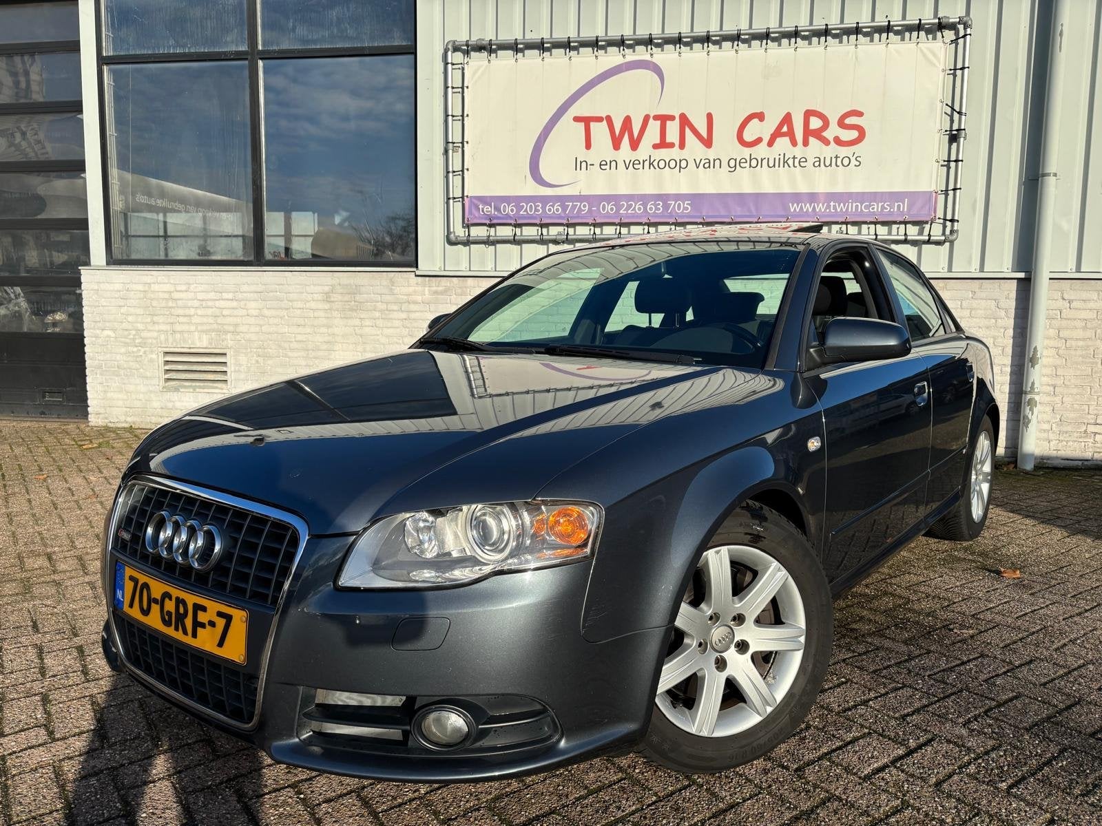 Audi A4 Limousine 2.0 TFSI quattro Advance Leer Xenon Aut, Auto's, Audi, Gebruikt, 4 cilinders, A4, Vierwielaandrijving