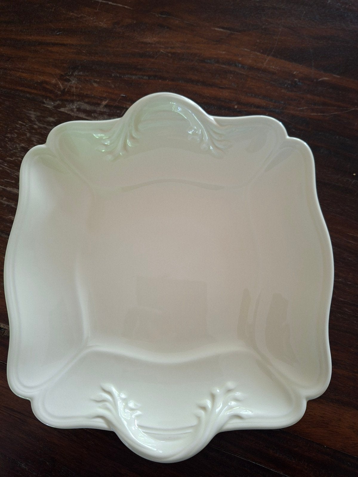 Wedgwoodschaal Queens plain, Ophalen of Verzenden, Zo goed als nieuw, Porselein, Schaal of Schalen