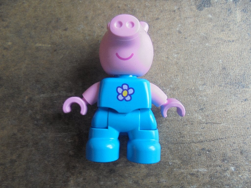 Lego Duplo Peppa Pig Figure George Pig (zie foto's), Kinderen en Baby's, Speelgoed | Duplo en Lego, Ophalen of Verzenden, Gebruikt