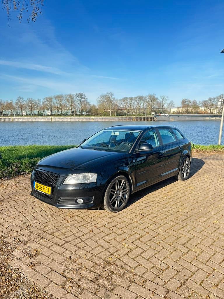 Audi A3 1.4 Tfsi 92KW Sportback 2009 Zwart, Auto's, Voorwielaandrijving, 4 cilinders, Zwart, 1200 kg
