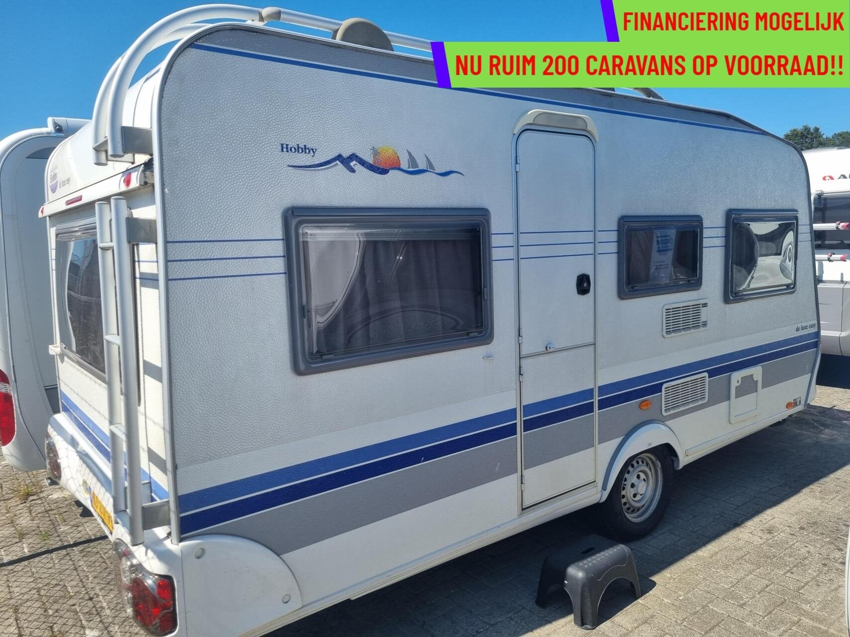 Hobby de luxe easy 450 VOORTENT + LUIFEL + DWARSBED, Serviceluik, Rondzit, Hobby, Bedrijf