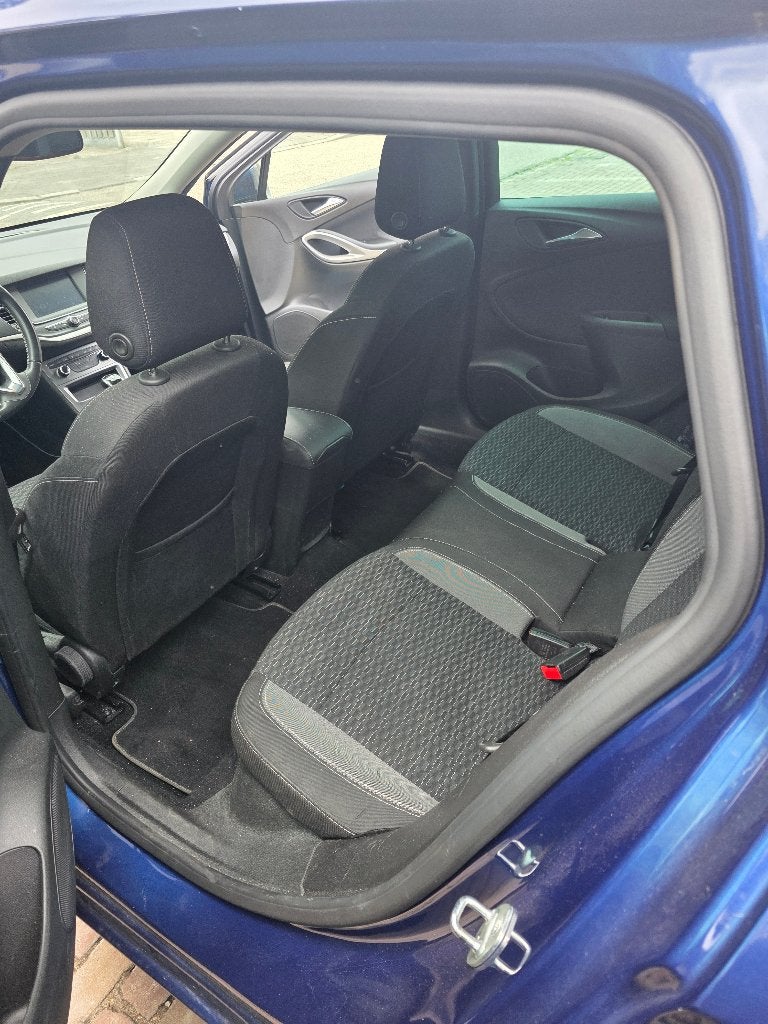 Foto 8 van Opel Astra 1.2 Turbo 130pk Start/stop 2021 Blauw