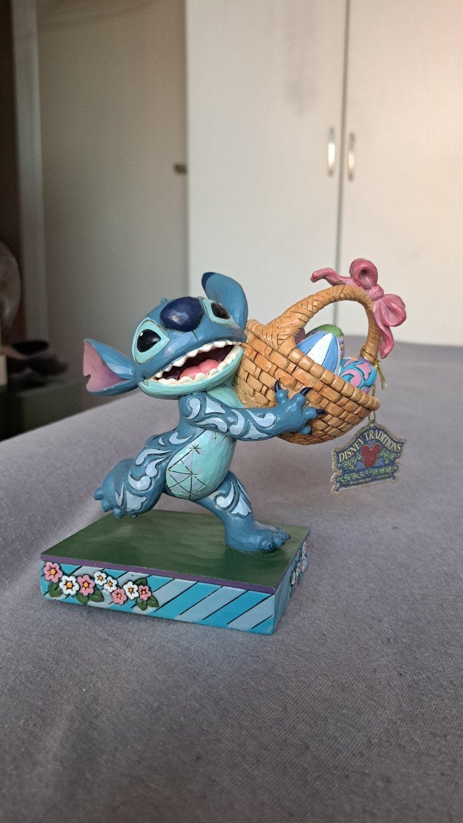 Disney Traditions Stitch Paasmandje Beeldje, Ophalen, Overige figuren, Zo goed als nieuw, Beeldje of Figuurtje