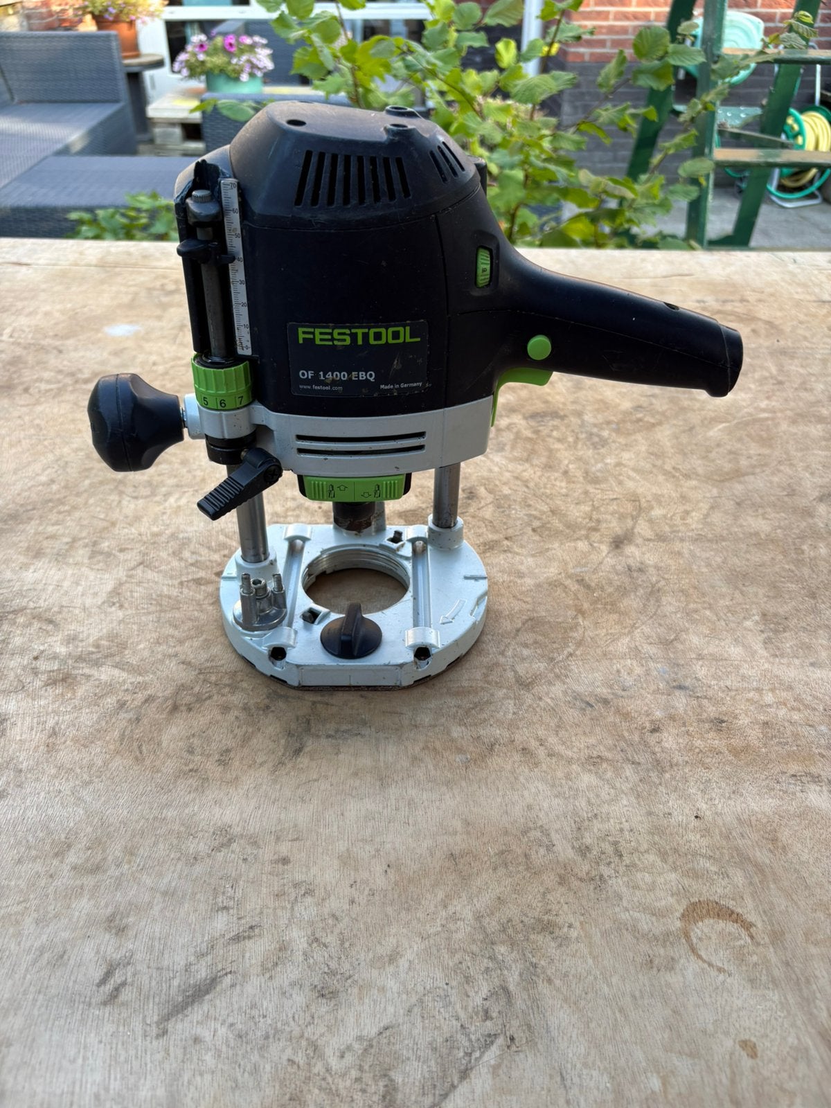Festool OF 1400 EBQ, Ophalen of Verzenden, Zo goed als nieuw, Elektrisch, Bovenfrees