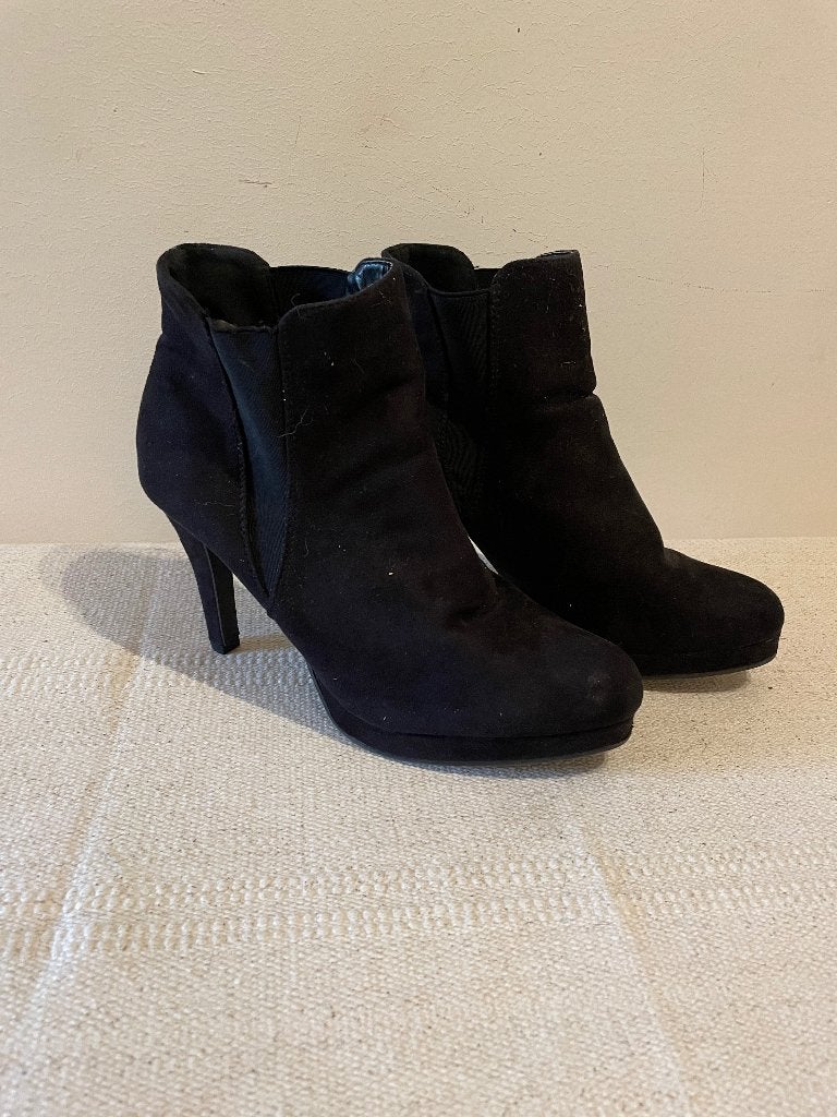 Zwarte enkel laarsjes met naaldhak, Kleding | Dames, Schoenen, Zwart, Lage of Enkellaarzen, Ophalen of Verzenden, Onbekend