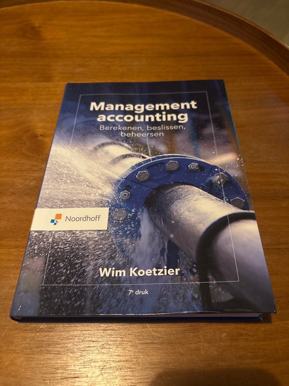 Management accounting - Wim Koetzier (7e druk), Ophalen of Verzenden, Beta, Zo goed als nieuw, HBO