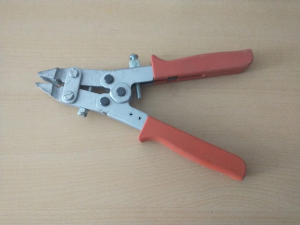 Klemko PTT Quetschtang + RJ45 / RJ11 Kabeltester, Ophalen of Verzenden, Gebruikt, Tang
