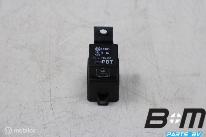 Contact relais VW Golf 7 3B0951253, Gebruikt