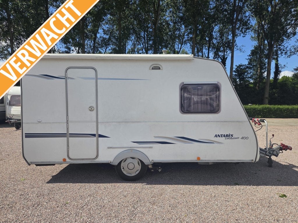 Caravelair Antares Luxe 400 BOVAG2026/Luifel/Voortent, Standaardzit, Schokbreker, Bedrijf, 750 - 1000 kg
