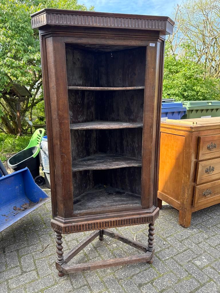 Antieke hoekkast met open planken, Antiek en Kunst, Antiek | Meubels | Kasten, Ophalen of Verzenden