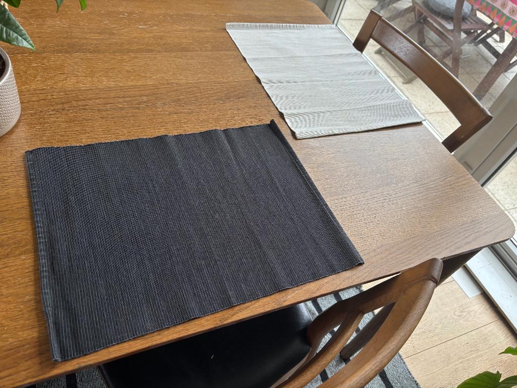 H&M placemats 16 stuks, Ophalen of Verzenden, Zo goed als nieuw, Vierkant