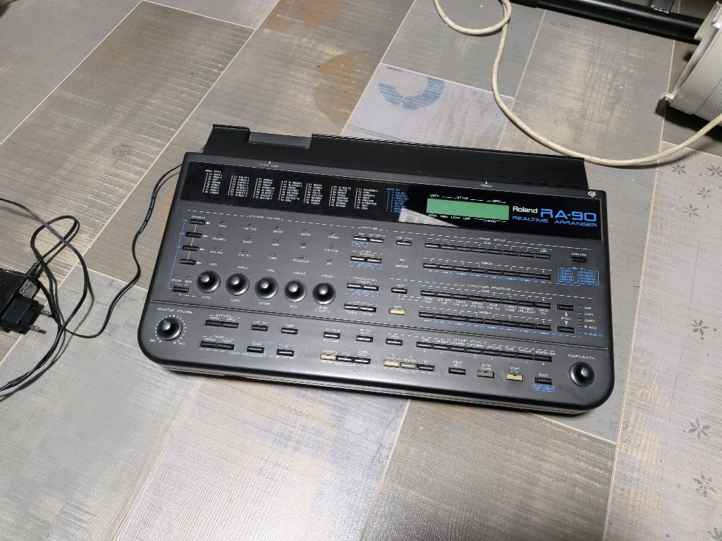 Roland RA-90 realtime arranger, Muziek en Instrumenten, Soundmodules, Ophalen of Verzenden, Gebruikt, Roland