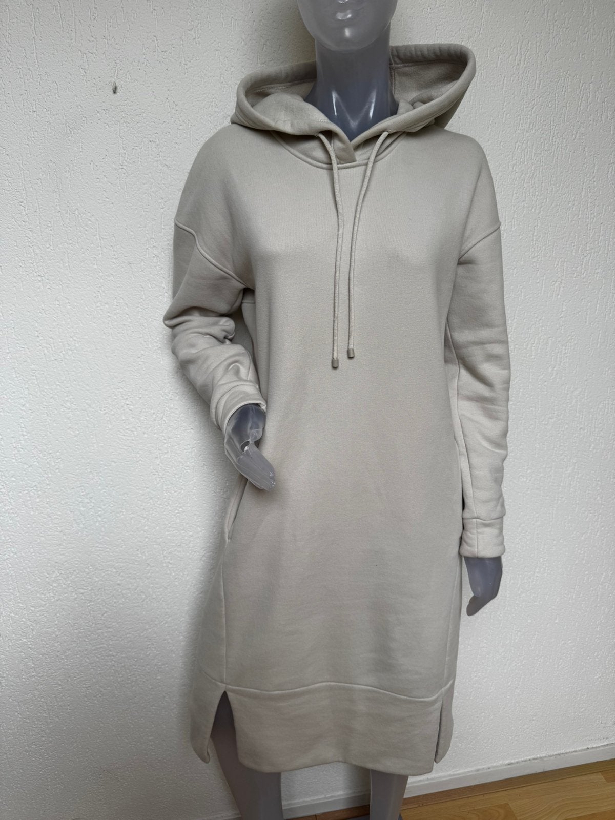 Max Mara sweater dress - XS - (36/38), Kleding | Dames, Verzenden, Beige, Zo goed als nieuw, Maat 36 (S)