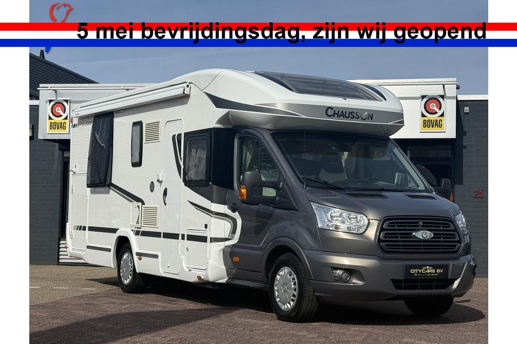 Chausson Flash 718 EB queensbed+hefbed fietsenrek zonnepanee, Hordeur, Ringverwarming, Achteruitrijcamera, 7 tot 8 meter