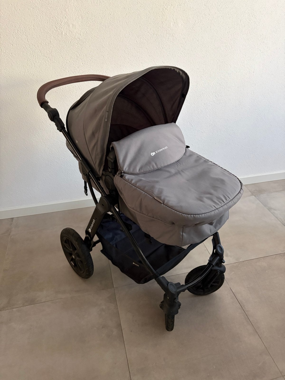 Kinderkraft Combiwagen met autostoeltje en reiswieg, Kinderen en Baby's, Kinderwagens en Combinaties, Overige merken, Ophalen of Verzenden
