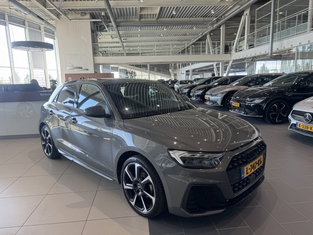 Audi A1 Sportback 25 TFSI Pro Line S, Auto's, Euro 6, 95 pk, 49 €/maand, Origineel Nederlands
