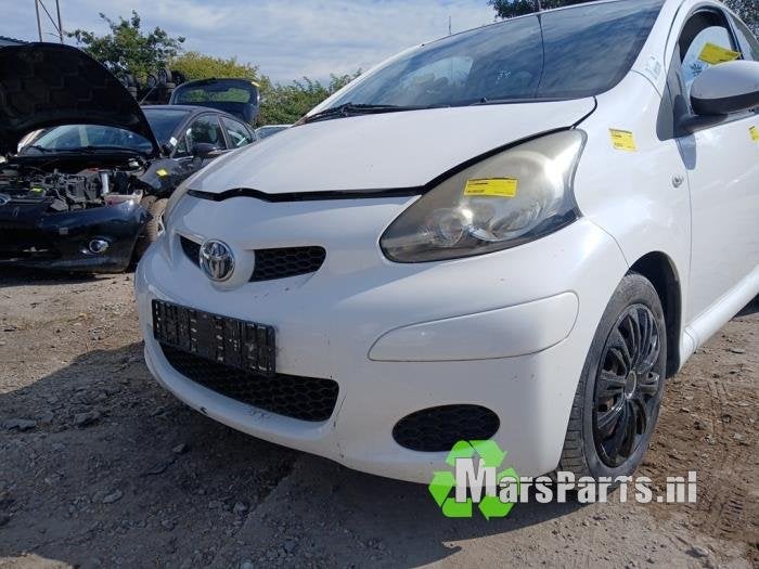 Voorbumper van een Toyota Aygo