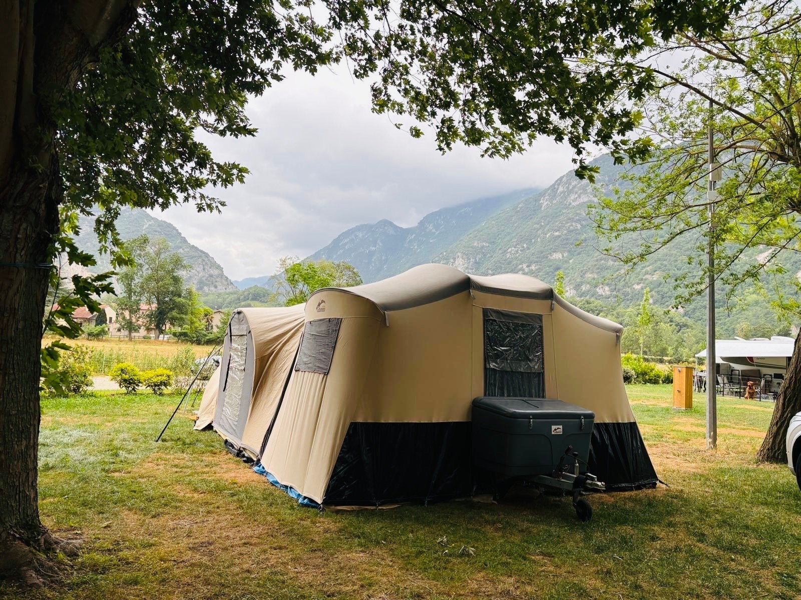 Cabanon Mercury (2015) - Ruime 6-persoons vouwwagen, Caravans en Kamperen, Vouwwagens, Ophalen, Tot en met 6, Aanwezig, Cabanon