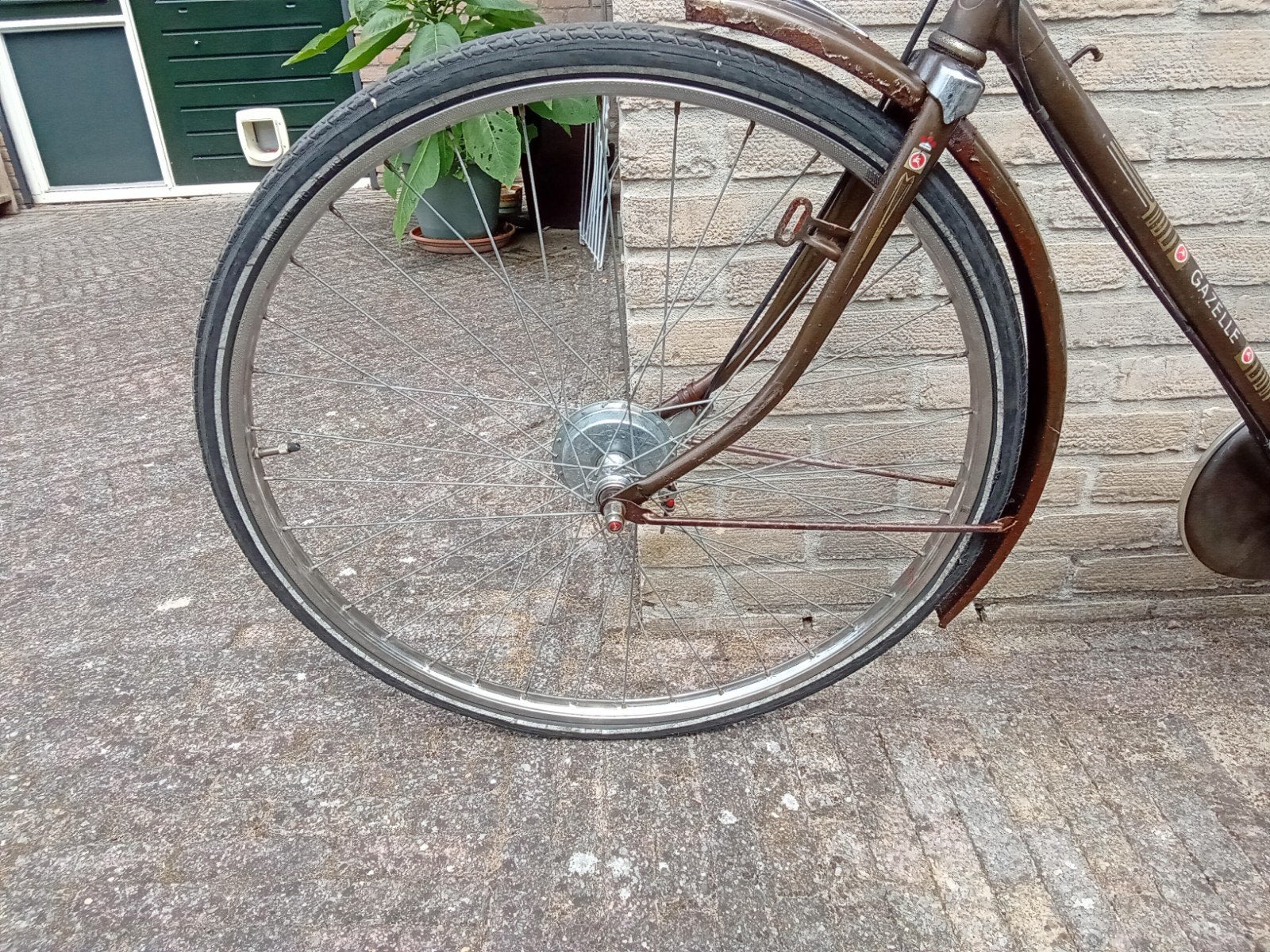 Fietswielen 28 inch, Fietsen en Brommers, Fietsonderdelen, Ophalen, Gebruikt, Wiel
