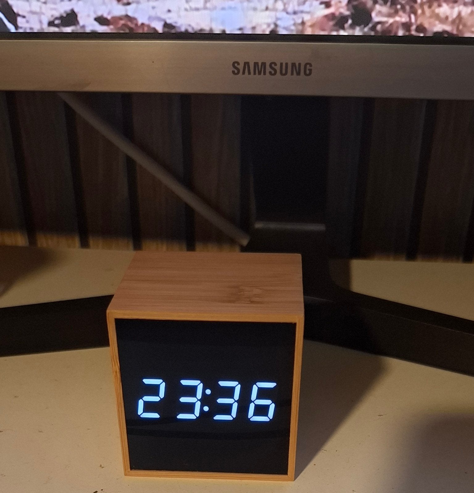 Mooie Houten Digitale Klok - Bamboe Wekker met Datum & Temp, Ophalen of Verzenden