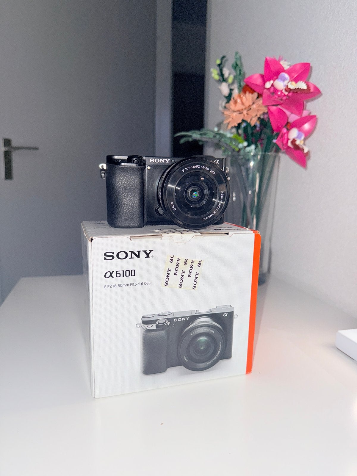 Sony A6100 + 16-50mm OSS | 3.000 clicks | Extra accu | Comp, Audio, Tv en Foto, Fotocamera's Digitaal, Ophalen, Beeldstabilisatie