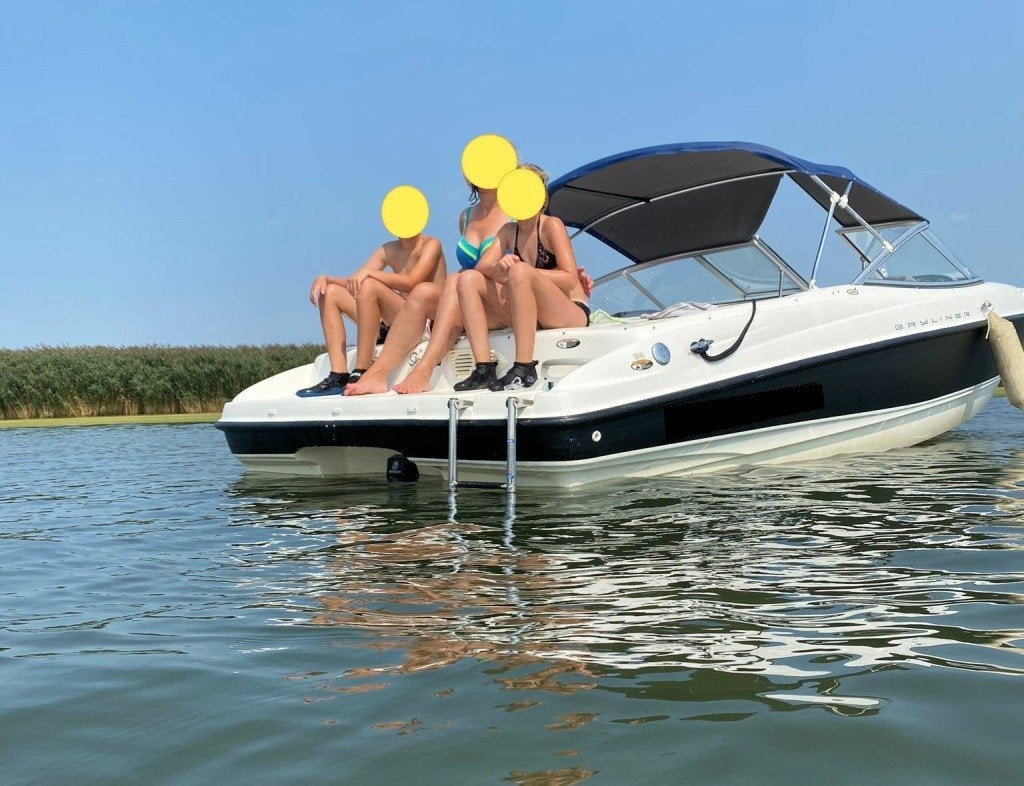Bayliner 205 Bow, Ophalen, Binnenboordmotor, 80 cm, 2 m