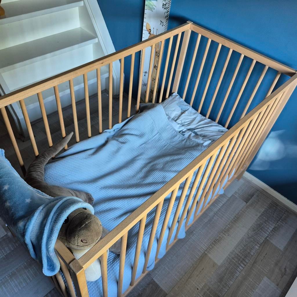 Houten Ledikant ikea, Ophalen, Zo goed als nieuw, Lattenbodem, Minder dan 140 cm