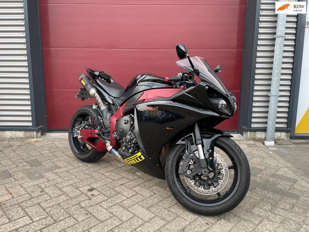 Yamaha YZF-R1 YZF R1 Big Bang Cirquit Akrapovic, Motoren, Motoren | Yamaha, Ivo@technoservicehoogendijk.nl, Jan Tinbergenstraat 8-b
2811DZ  Reeuwijk, NL