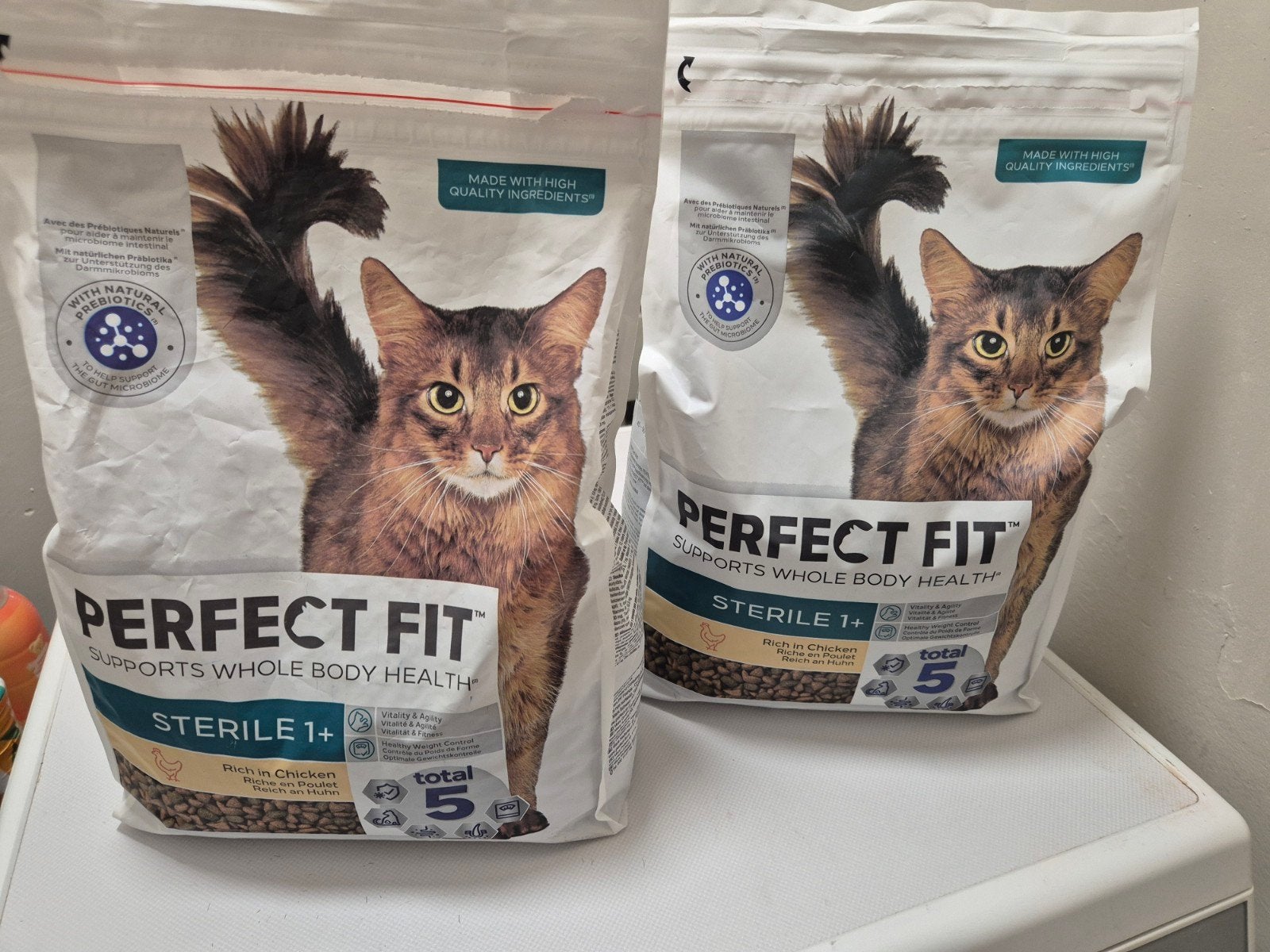 Kattenvoer, Ophalen, Kat