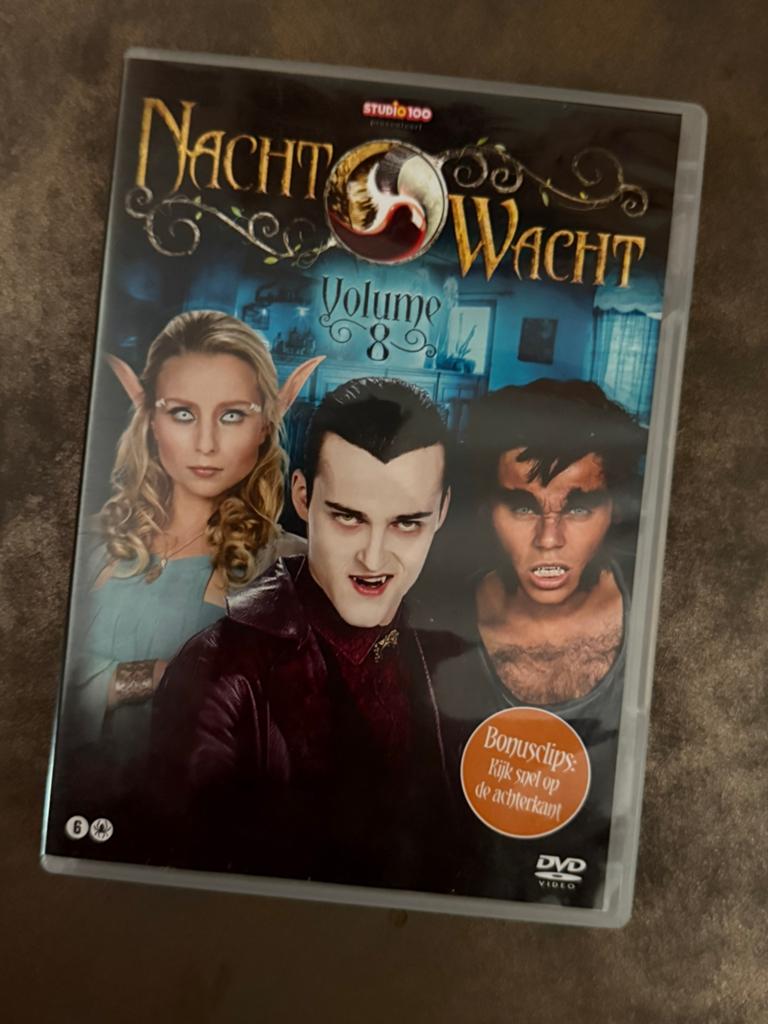 Nachtwacht Volume 8 DVD - Studio 100, Cd's en Dvd's, Vanaf 6 jaar, Ophalen of Verzenden, Zo goed als nieuw