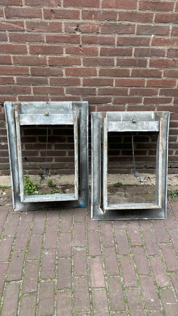 2 Zinken Dakramen - Verzinkt/Gegalvaniseerd Uitzet-ramen, Ophalen, Gebruikt, Minder dan 80 cm, Minder dan 80 cm