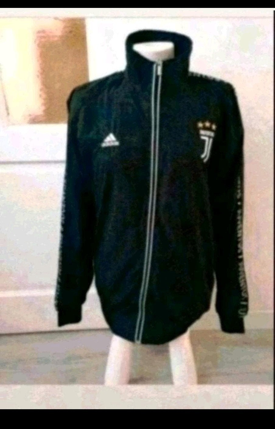 Adidas Juventus jasje, Kleding | Heren, Jassen | Zomer, Maat 52/54 (L), Zwart, Ophalen of Verzenden, Zo goed als nieuw
