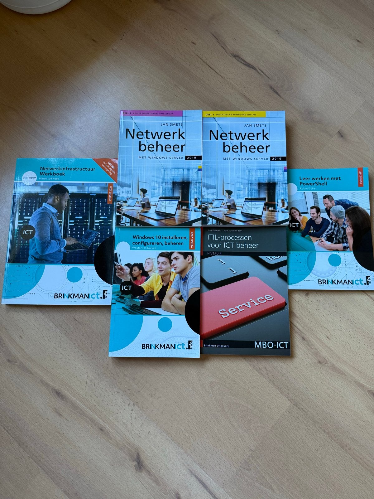 ICT boeken studie, Ophalen of Verzenden, Beta, Zo goed als nieuw, MBO