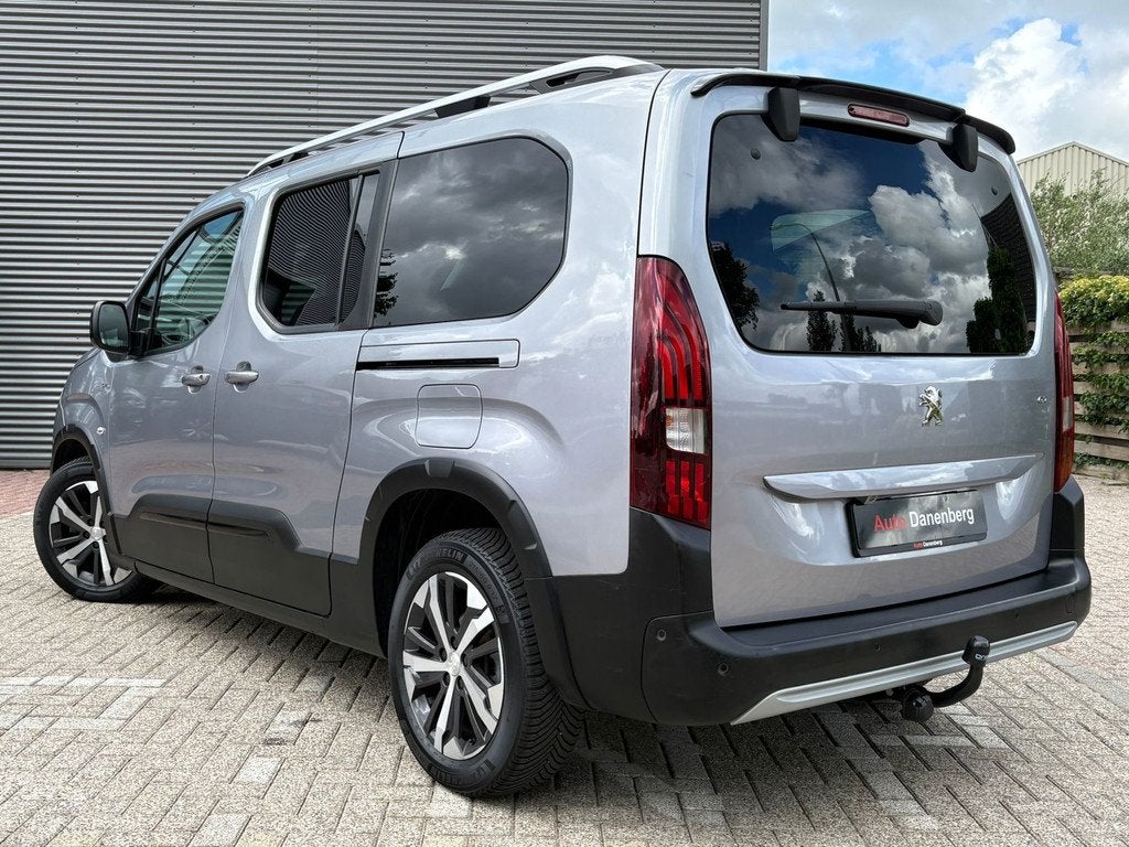 Peugeot Rifter Long GT-line 7-PERSOON,CAMERAAUTOMAAT,TREKHAA, Stof, 1199 cc, 7 stoelen, 14 km/l